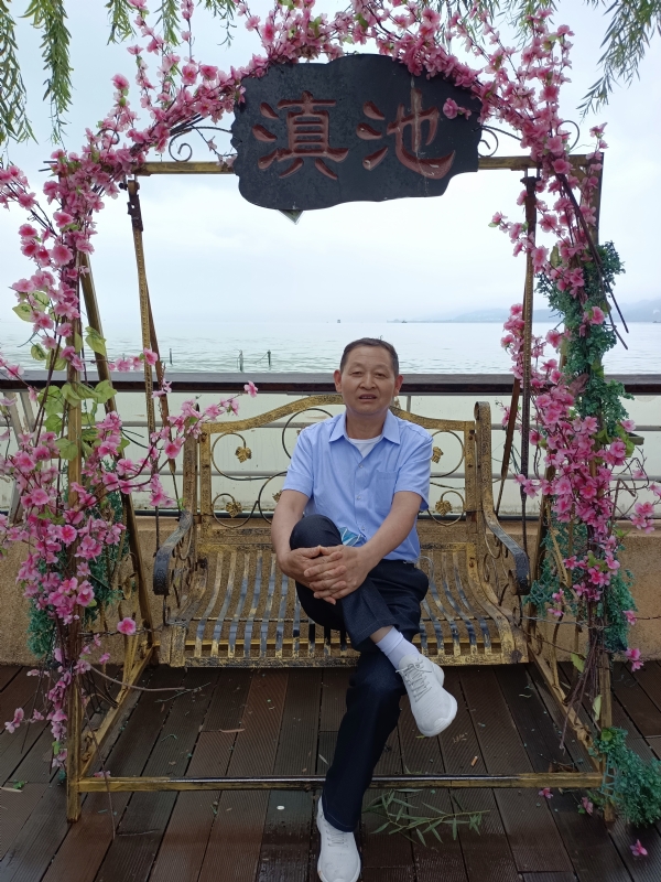 奋斗的第一张照片--灵璧中老年相亲网